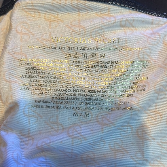 Victoria’s Secret bathing suit bottoms - Picture 3 of 3